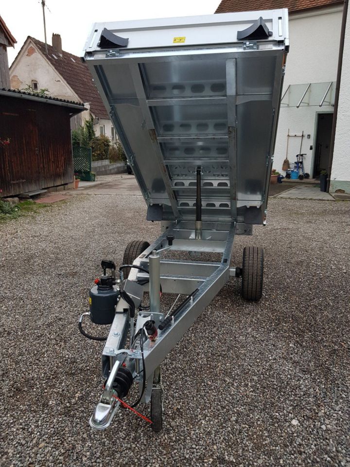 trailo PKW Anhänger Heckkipper RWK2515-13H, 1350kg, Ladefläche 2,54 x 1,47 m - Akkuschrauberhyraulik + Handhydraulik