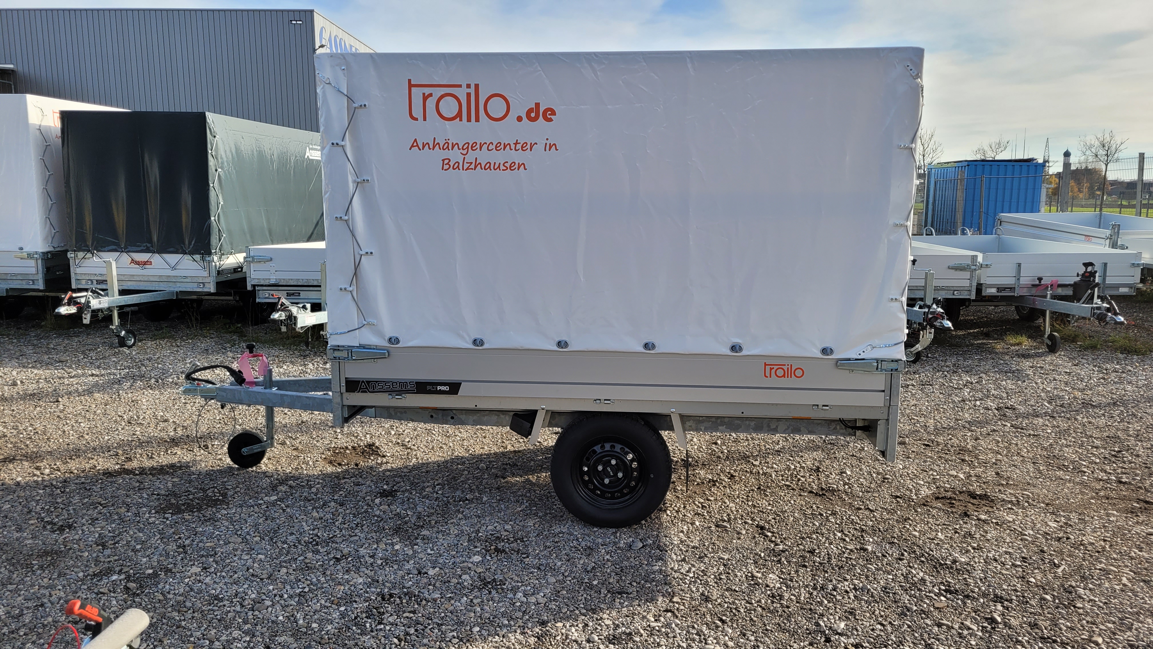 Anssems PKW Anhänger Hochlader Alu PLT-1 PRO 750kg, Ladefläcdefläche 2,51 x 1,50 m ungebremst mit Aktionsplane 1,50m