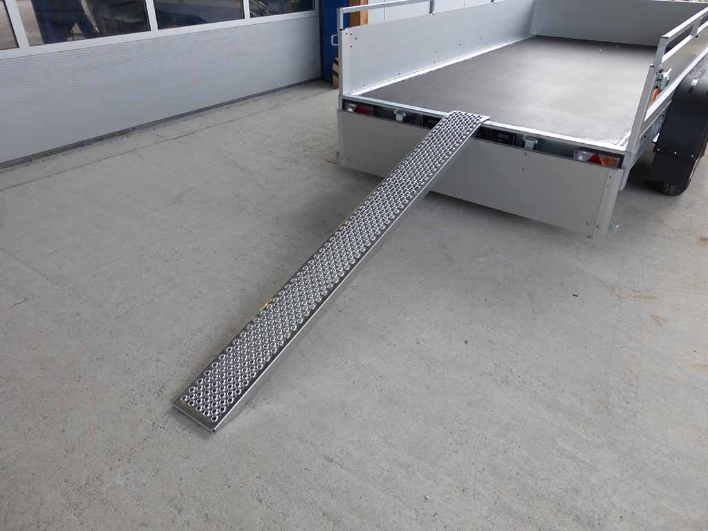 Anhängerersatzteil Auffahrrampe Alu gerade, 2000 x 200 mm, Traglast 200 kg (einzeln)