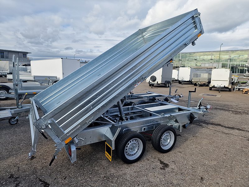 Humbaur HTK 2700.27 Pro Steel 3-Seitenkipper 2700kg, Ladefläche 2660 x 1490mm, Handhydraulik, Stahlbordwände 40cm