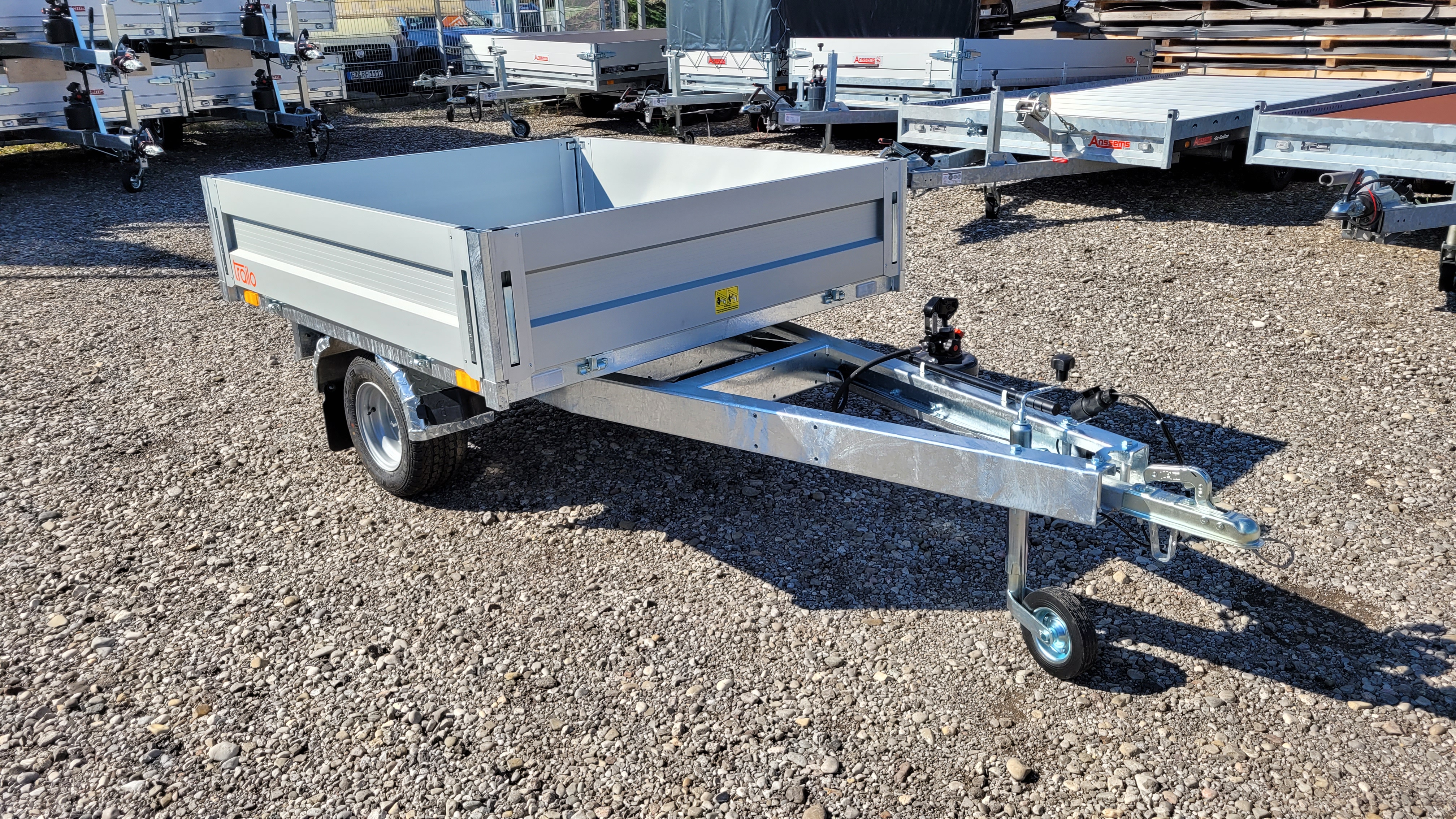 trailo PKW Anhänger Heckkipper RWK1715-75H, 750kg Ladefläche 1,70 x 1,47 m - Handhydraulik ungebremst