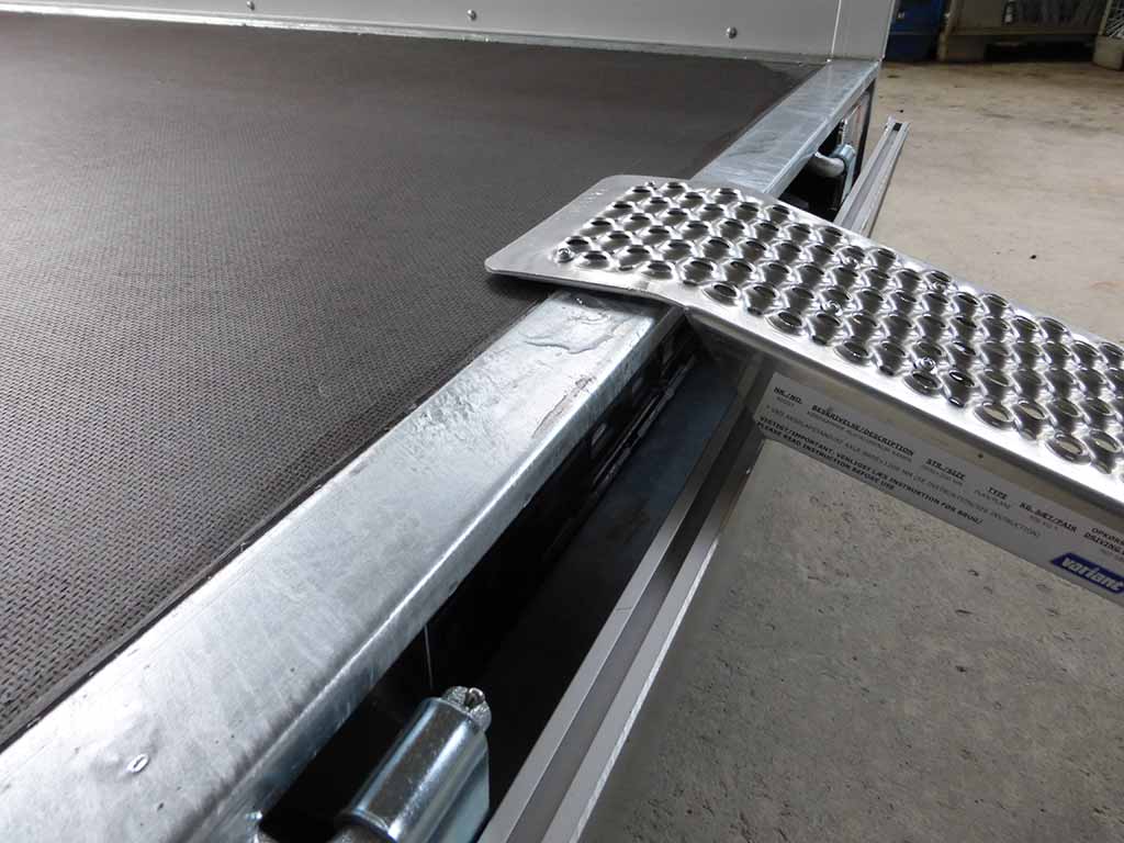 Anhängerersatzteil Auffahrrampe Alu gerade, 2000 x 200 mm, Traglast 200 kg (einzeln)