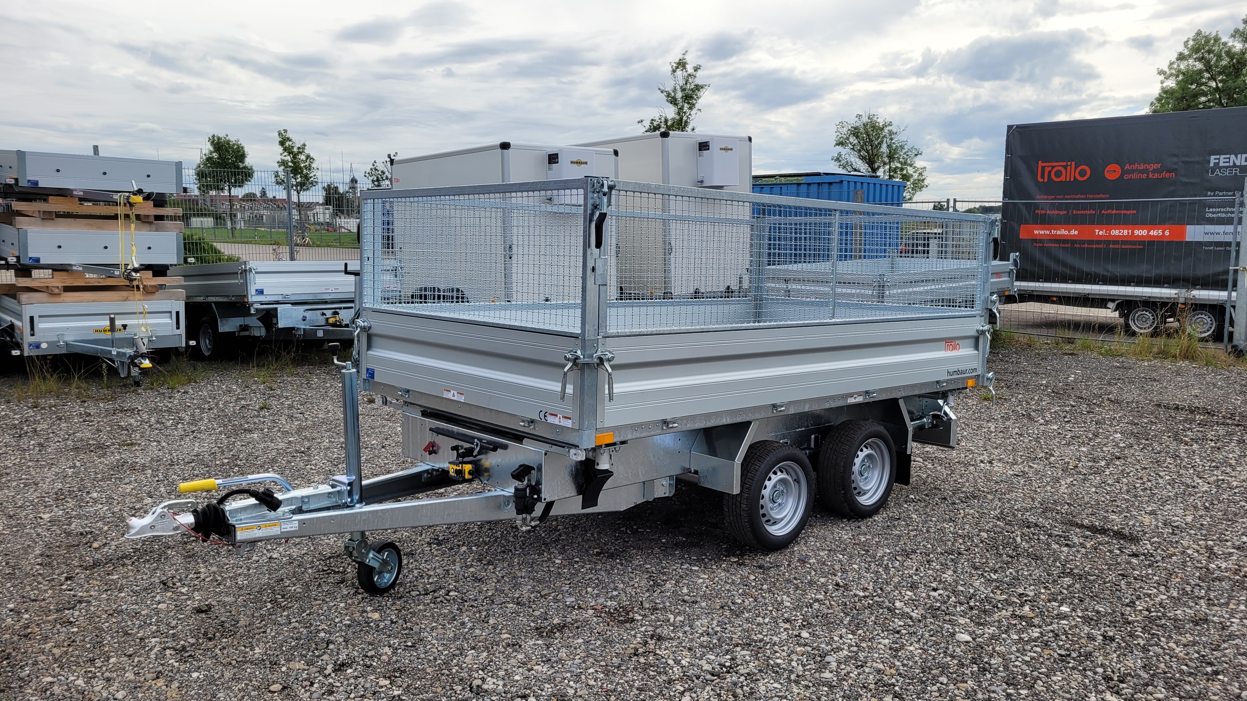 Humbaur HTK 3500.31 3-Seitenkipper 3500kg, Ladefläche 3.13 m x 1,74m, Gitteraufsatz + Rampen + Stützen