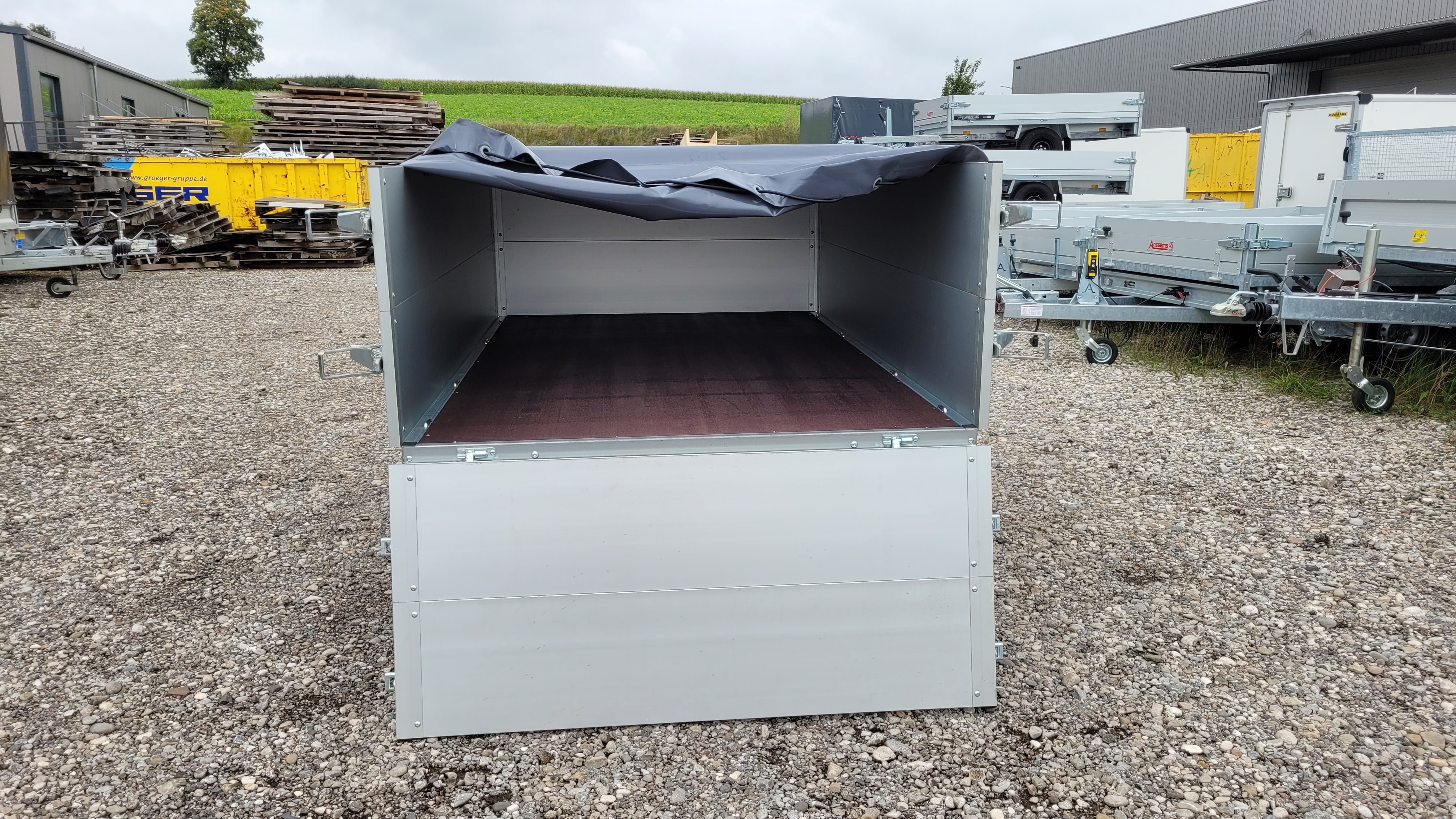 Anssems Hochlader Alu PLT 750 kg, Ladefläche 2.11 x 1.32 m Komplettangebot, Aufsatzbordwände und Flachplane