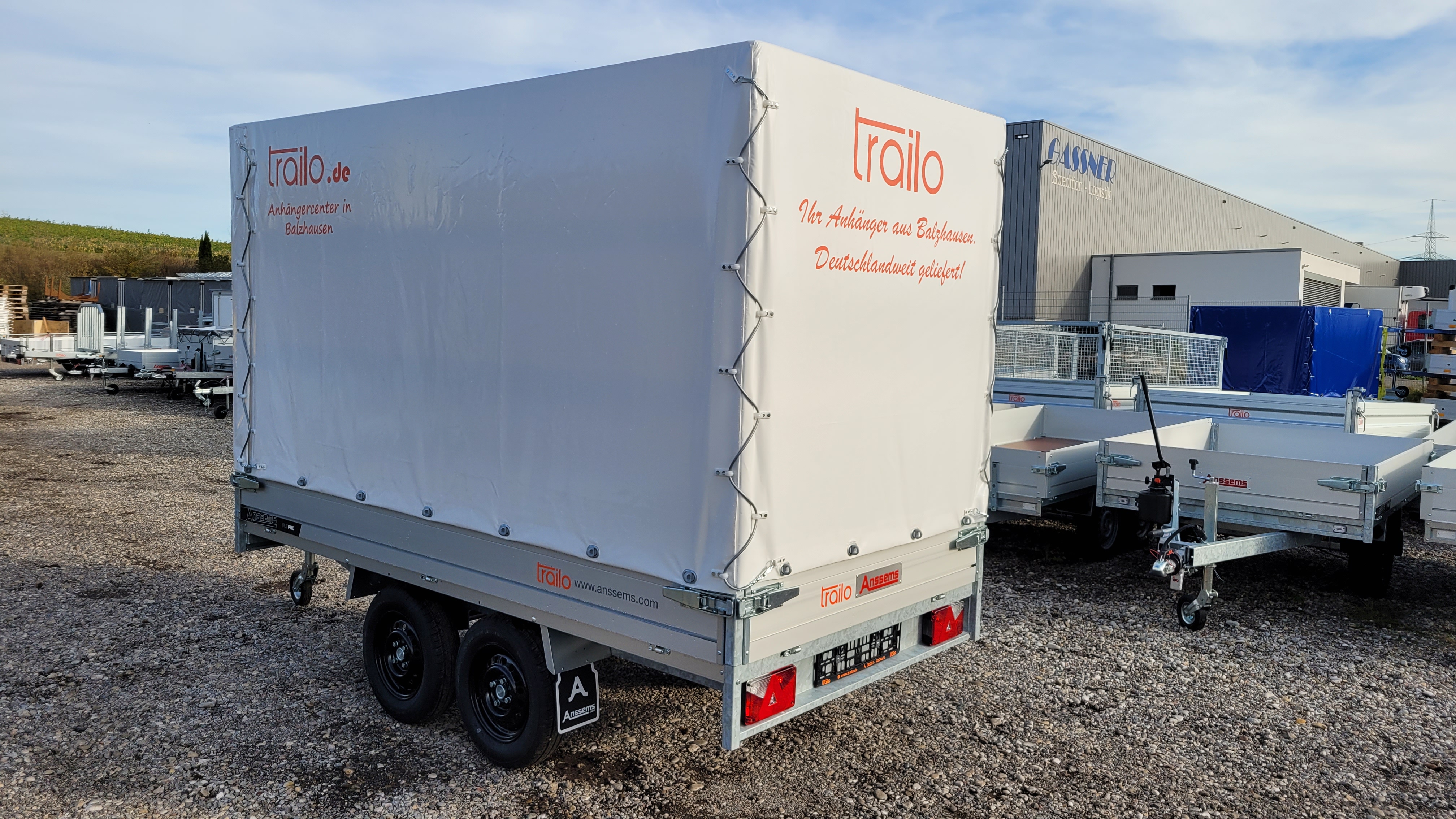 Anssems PKW Anhänger Hochlader Alu PLT-2 PRO 2000 kg, Ladefläche 3.05 x 1,50 m mit Aktionsplane 1.80m Trailo