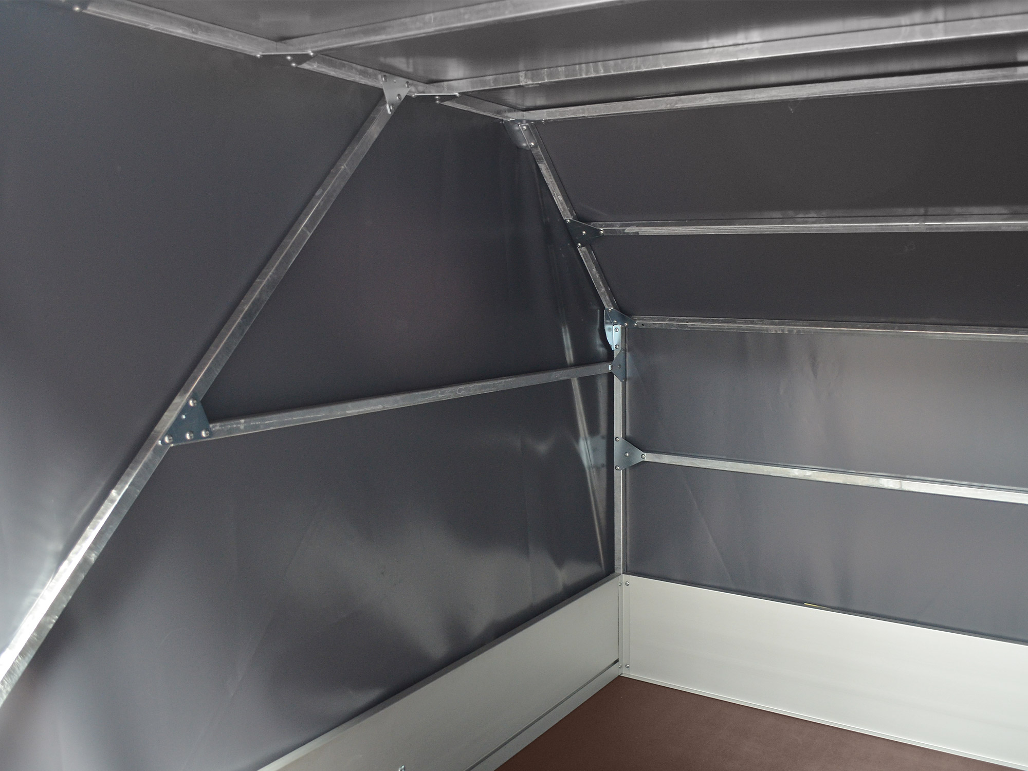 Anssems PKW Anhänger Tieflader Alu GTB 750 kg mit Aktionsplane, Ladefläche 2,51 x 1,26 m gebremst