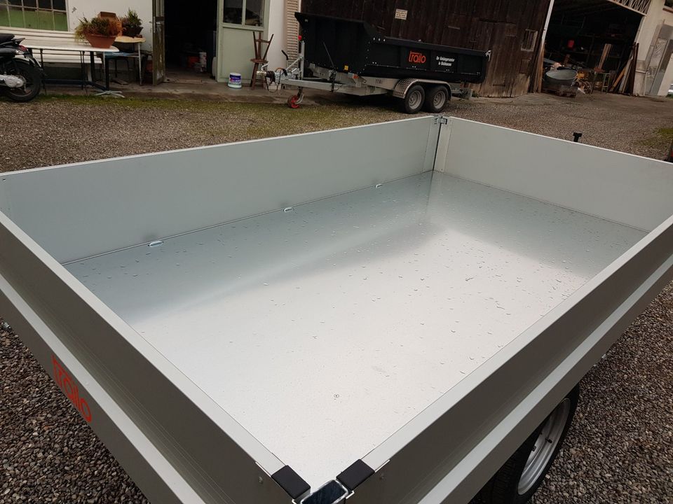 trailo PKW Anhänger Heckkipper RWK2515-13H, 1350kg, Ladefläche 2,54 x 1,47 m - Akkuschrauberhyraulik + Handhydraulik