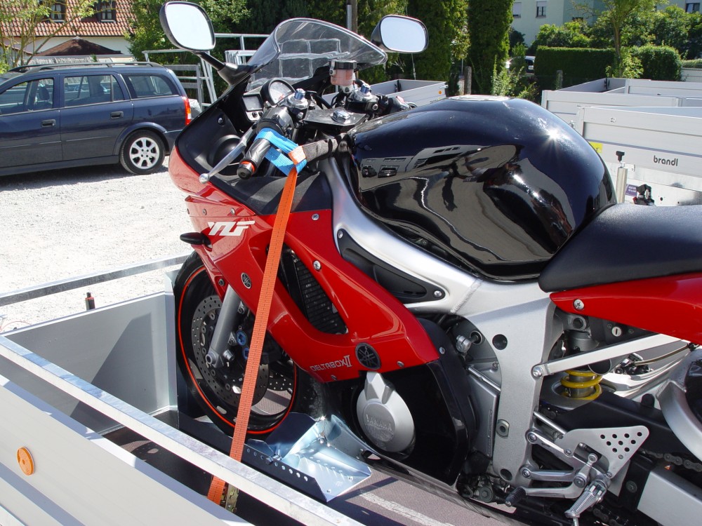 Anhängerersatzteil Komplettset - Motorrad Lenkergurt und Heckgurt, Motorradspanngurte