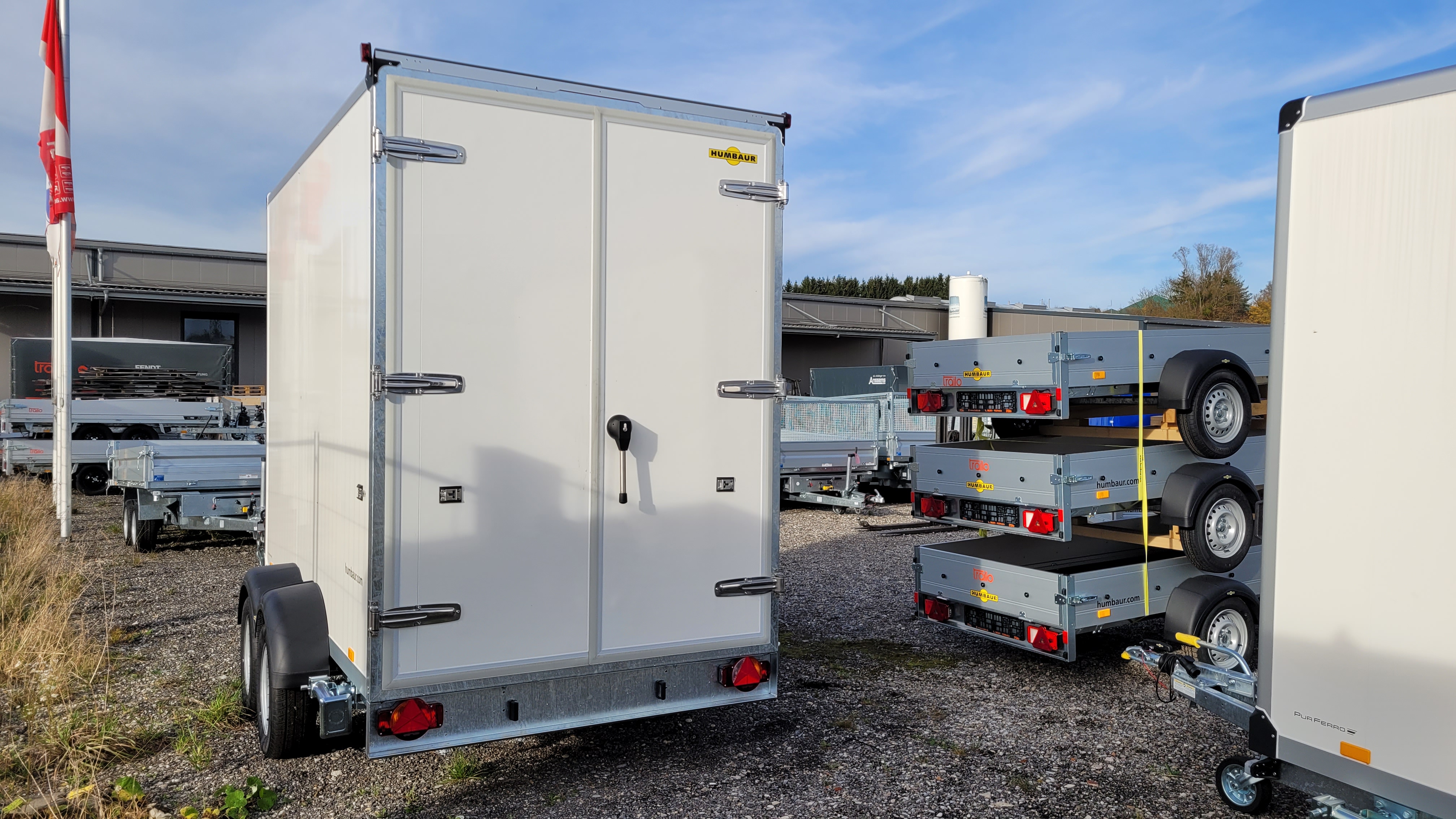 Humbaur HGK 253218 - 21 PF60 Deluxe Kühlanhänger 2500kg, Ladefläche 3,13x1,67m , Sonderinnenhöhe 2,26m