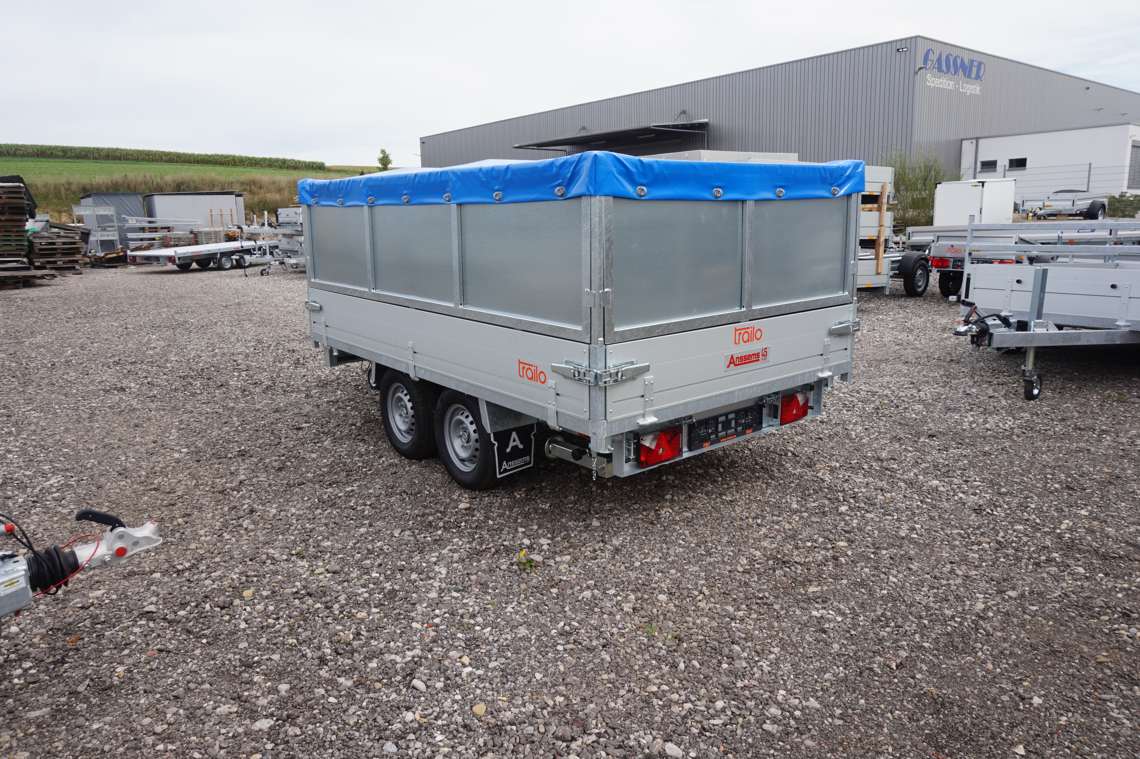 Anssems PKW Anhänger 3-Seitenkipper 2500 kg, Ladefläche 3,05x 1,78 m - Handhydraulik - Komplettpaket