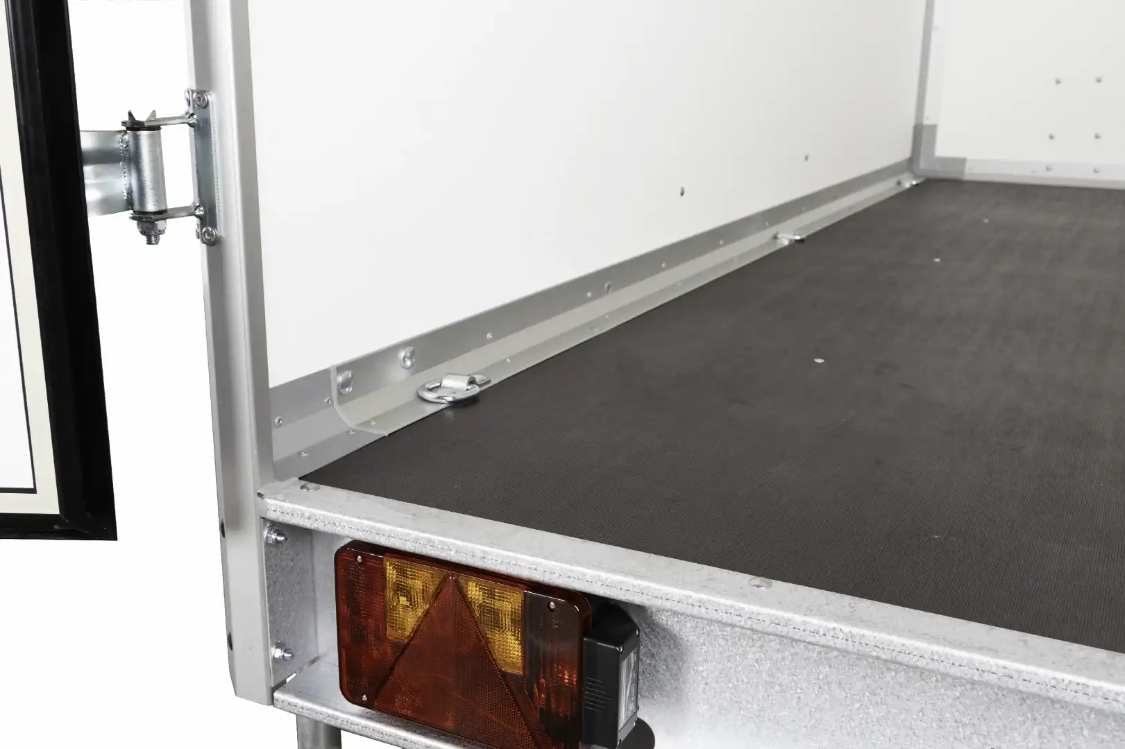 Variant PKW Anhänger Kofferanhänger 1317 C4 Edt. mit Flügeltüren 1350 kg, Ladefläche 3,46 x 1,68 m, Innenhöhe 1,88 m